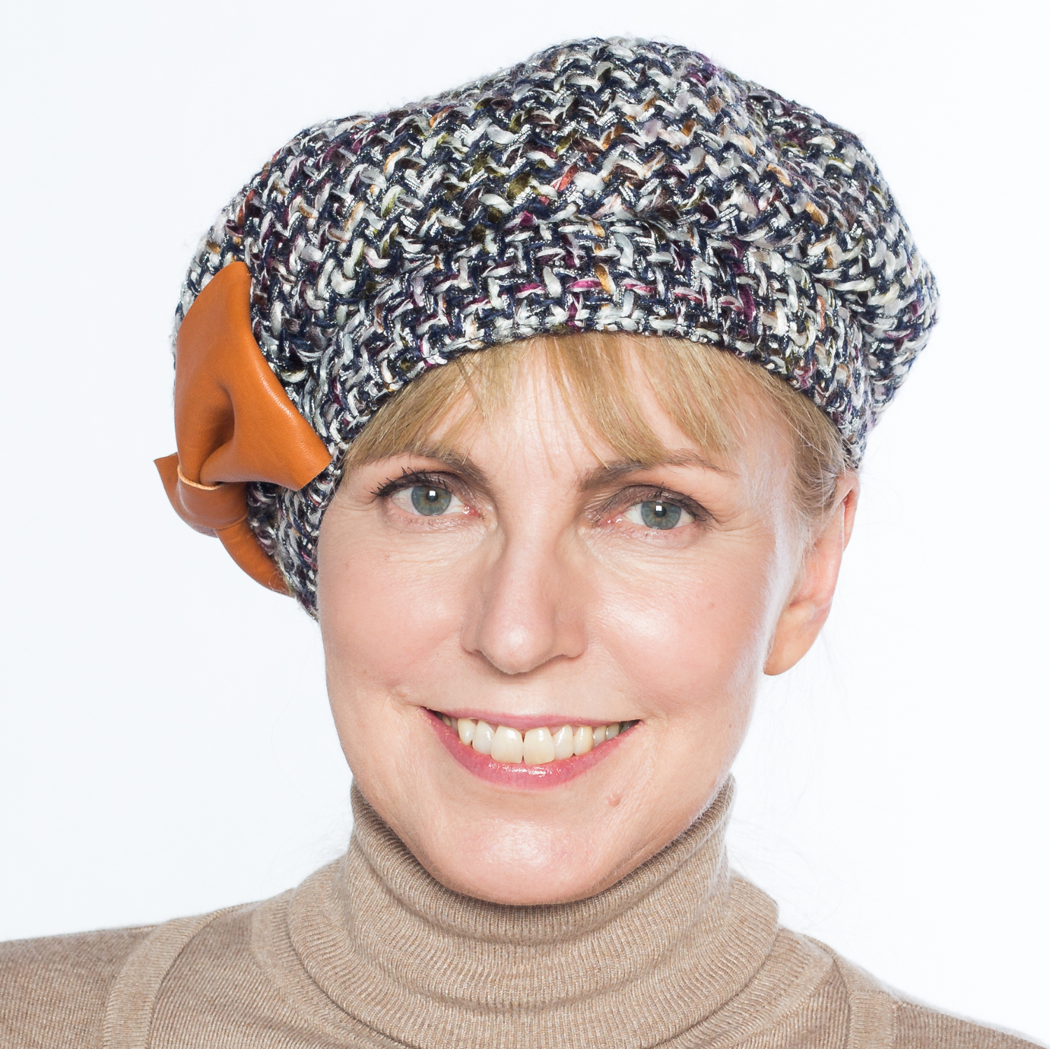 Hüte von Hand Baske bouclé Lederschleife Hüte von Hand Baske bouclé Lederschleife